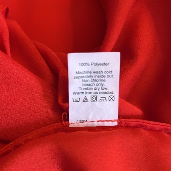 NWOT Crew Factory Red V-Neck Top Size XS - Picture 7 of 7